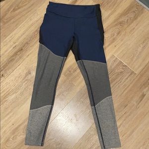 💥CLEARANCE💥 Outdoor Voices Spring Leggings 7/8